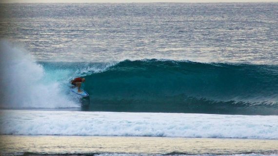 Barrels am Desert Point