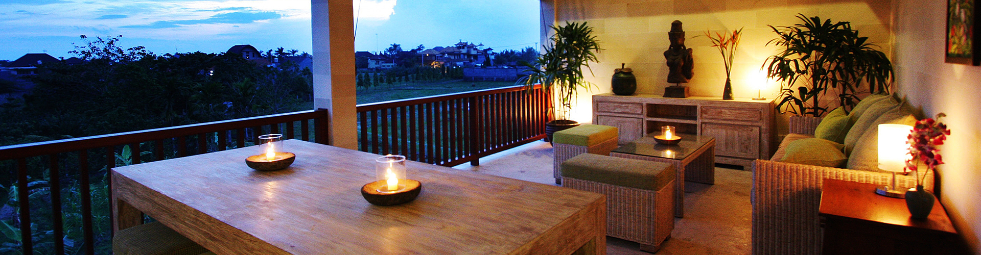 Surfcamp Bali Unterkunft Terrasse