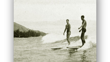 Die ersten Surfer Die ersten Surfer