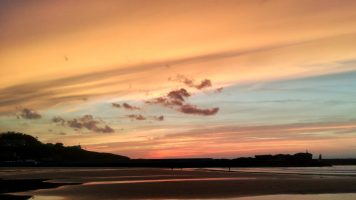 Wunderschöne Sonnenuntergänge am Strand Wunderschöne Sonnenuntergänge am Strand