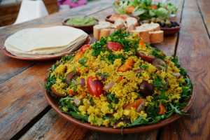 Im Camp könnt ihr euch nach einer langen Surf Session die Bäuche vollschlagen Im Camp könnt ihr euch nach einer langen Surf Session die Bäuche vollschlagen