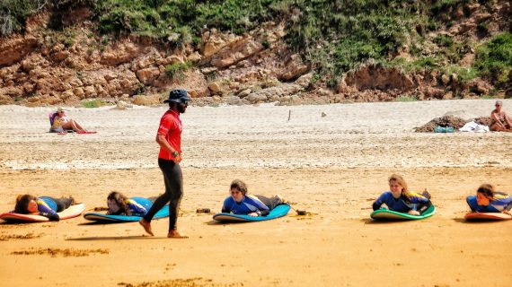 Surfcamps ab 16 Jahren Surfcamps ab 16 Jahren