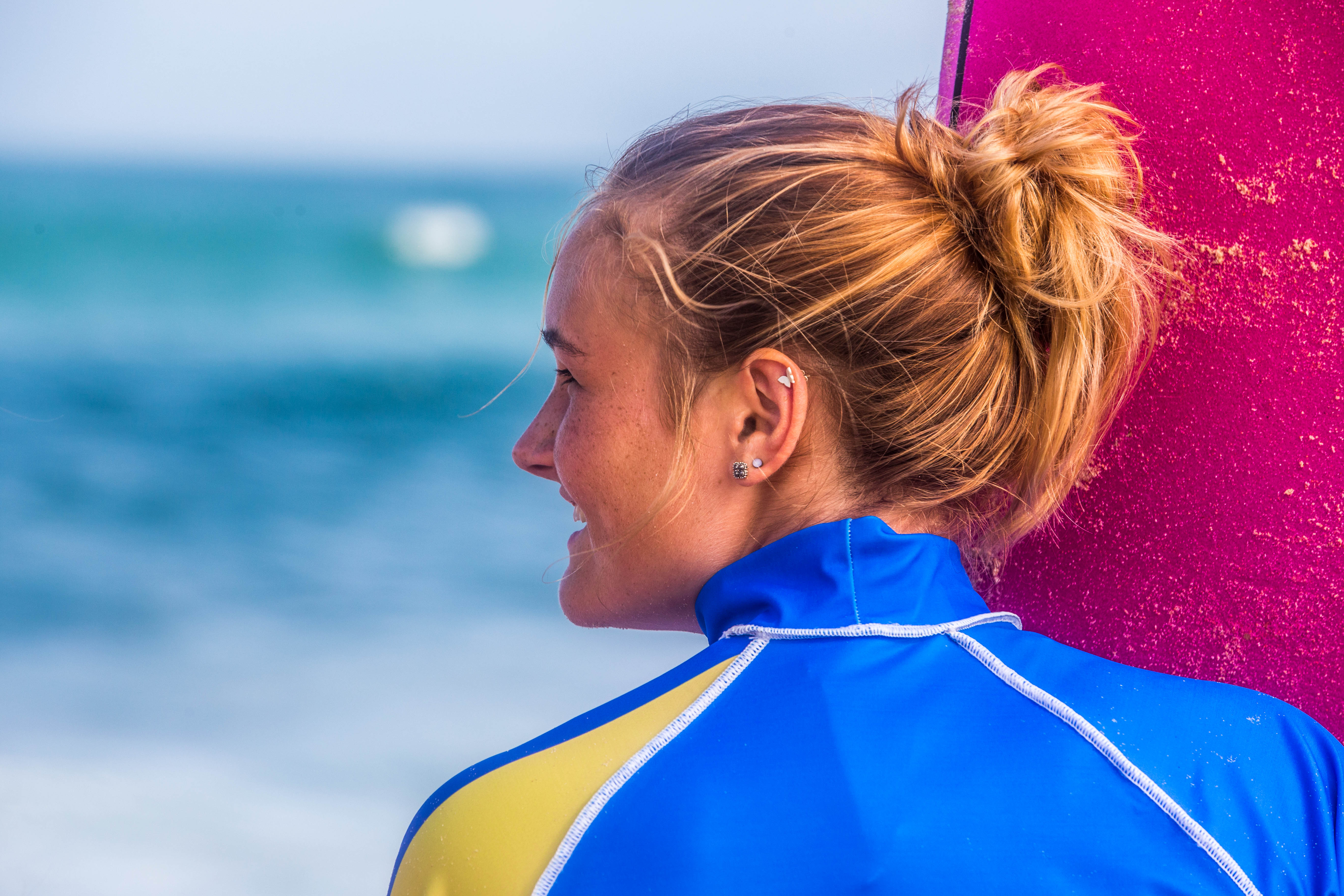 Surferin Frankreich Surferin Frankreich