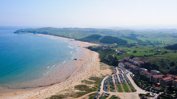 San Vicente de la Barquera von Oben