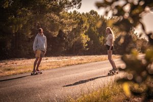 Schöne Skatesession beim Sonnenuntergang Schöne Skatesession beim Sonnenuntergang