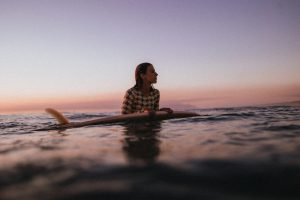 Wunderschönes Sunset-Surfen in unserer Surfschule Moliets  Sunset-Surf in Moliets
