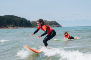 Surfen lernen in Moliets  Anfängerstunde im Surfcamp Moliets