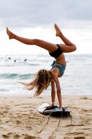 Yoga und Surfen gehen Hand in Hand