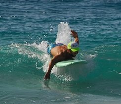 Nach vier bis fünf kräftigen Paddelschlägen... Nach vier bis fünf kräftigen Paddelschlägen...